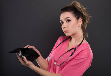 Rémunération : une période de vache maigre pour les médecins ?