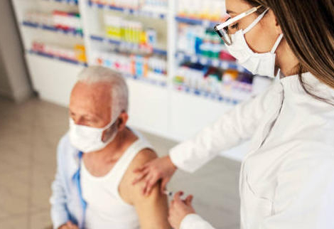 Double vaccination contre la grippe et le Covid-19 : premier bilan prometteur