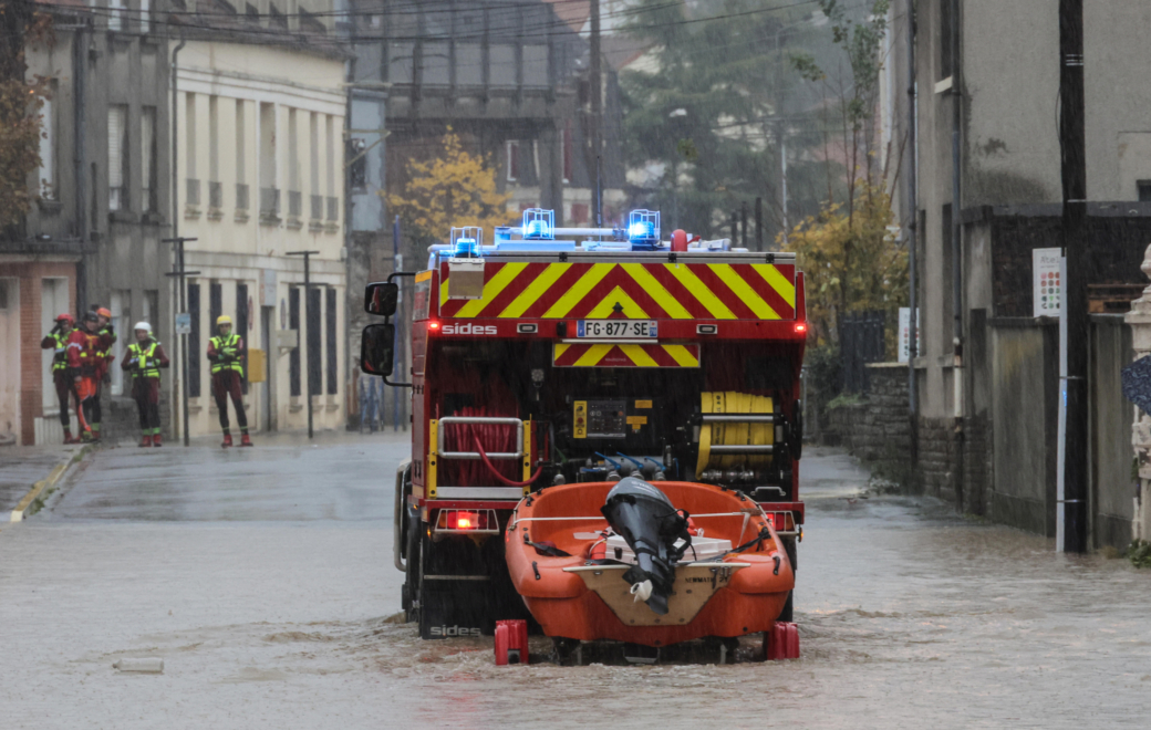 Intempéries dans le Pas-de-Calais : une pharmacie inondée