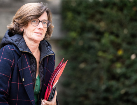 Affaire Urgo : l&rsquo;implication d&rsquo;Agnès Firmin Le Bodo fait mal à l’image du pharmacien