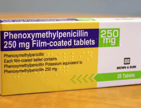 Oracilline 1 000 000 UI : des boîtes anglaises dans les tiroirs