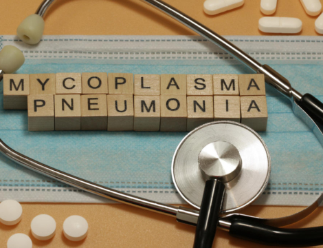 Pneumonies à M. pneumoniae : les réponses rapides de la HAS