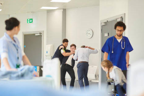 Sécurité des professionnels de santé : une loi dans les tuyaux