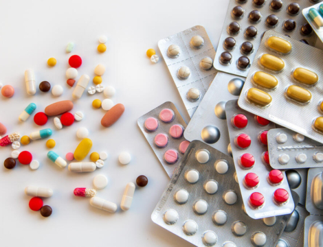 Répertoire des génériques : trois groupes de plus