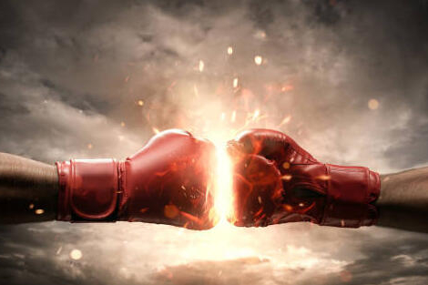 Prix et disponibilité des médicaments : le gouvernement durcit le ton, les industriels aussi