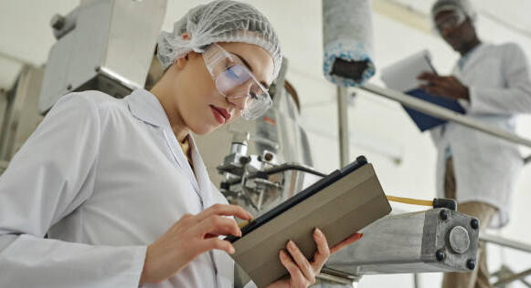 PLFSS 2025 : les PME pharmaceutiques françaises craignent pour les 50 000 emplois de la filière