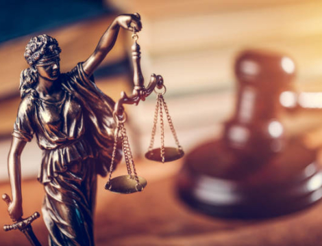 Dépakine : Sanofi condamné à verser 285 000 € à la lanceuse d’alerte Marine Martin