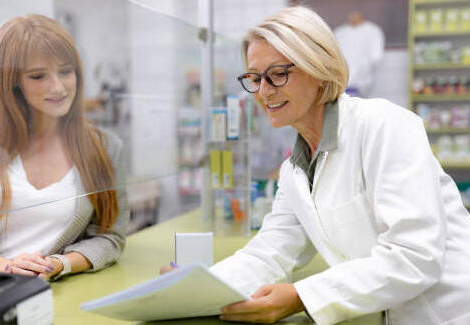 Médicaments à fort enjeu de santé publique : c’est quoi les nouvelles règles de prescription ?