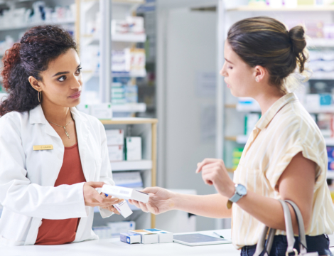 3/5 – Analyse d’ordonnance : première éruption d’herpès génital chez une jeune femme