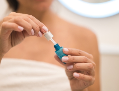 6 sérums anti-âge pour corriger les signes du temps