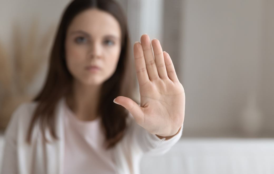 Qui contacter en cas de violences à caractère sexuel ?