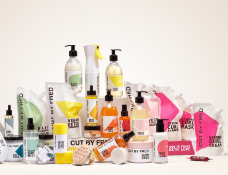 Cut by Fred arrive en pharmacie avec des soins capillaires naturels