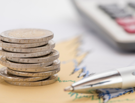 Pharmaciens en SEL : une nouvelle règle fiscale qui divise