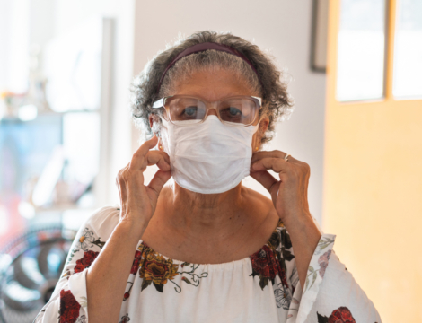 Covid-19 : trois interventions pharmaceutiques pour un antiviral