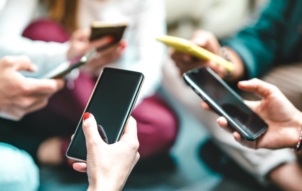 Le bleu de méthylène serait efficace contre le cancer peut-on lire sur les réseaux sociaux : vrai ou faux ?