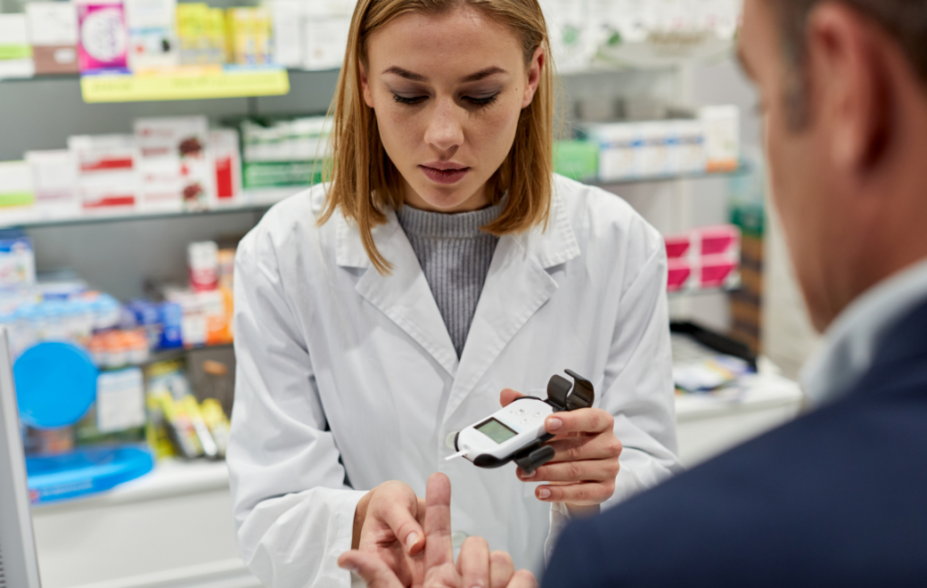 Bayrou confie de nouvelles missions aux pharmaciens !