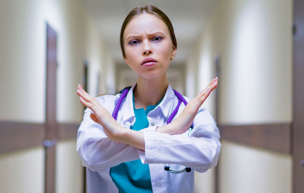 Déserts médicaux : la colère des professionnels de santé contre le plan Bayrou