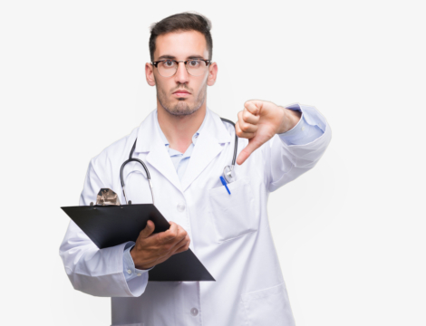 Régulation de l’installation : les médecins montrent les crocs