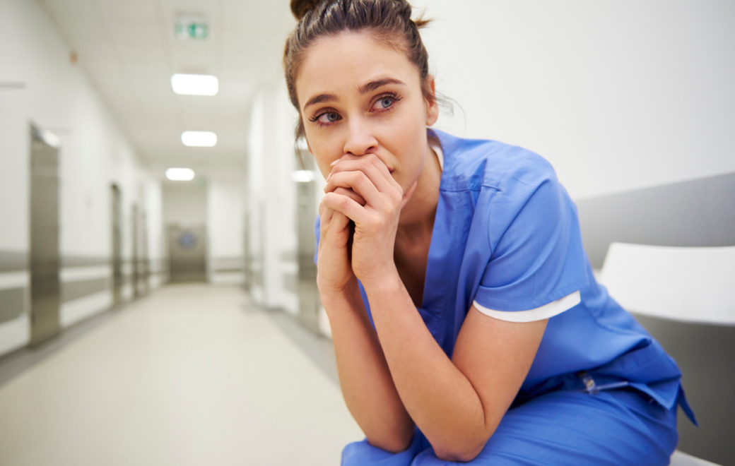 Suicides de soignants à l’hôpital : une plainte vise Catherine Vautrin, Élisabeth Borne et Yannick Neuder