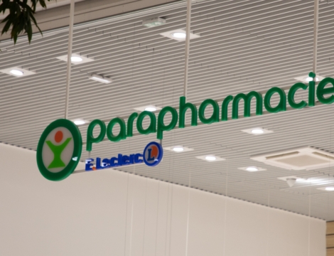 Monopole officinal : Leclerc obscur