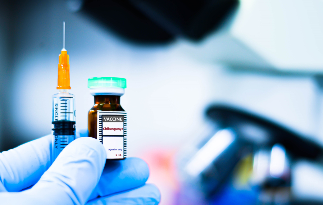 Vaccin contre le Chikungunya : des syndicats de titulaires divisés sur la conduite à adopter