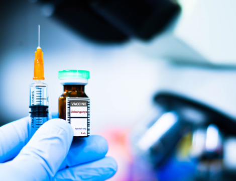 Vaccin contre le Chikungunya : des syndicats de titulaires divisés sur la conduite à adopter