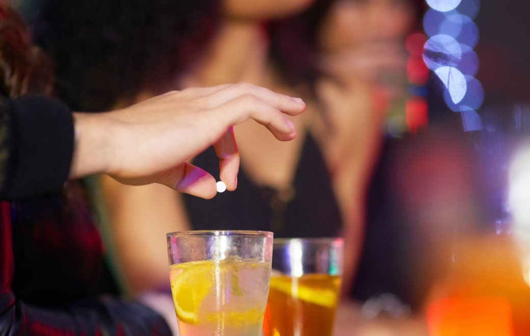 Soumission chimique : les kits de prélèvement ne seront pas proposés en pharmacie