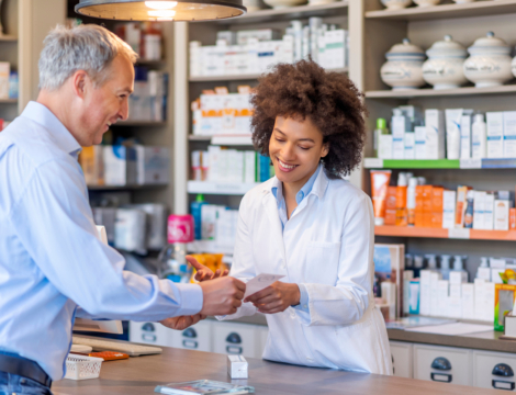 Formation, expérience patient, digitalisation : les clés du succès d’Hello Pharmacie