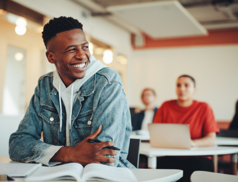 Les pharmaciens diplômés hors UE se voient imposer un parcours de consolidation des compétences