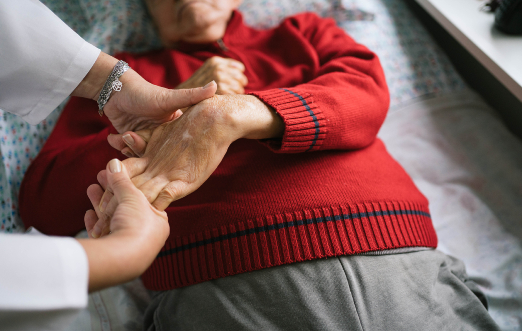 Accompagnement de la fin de vie : 91 % des étudiants veulent un rôle accru du pharmacien