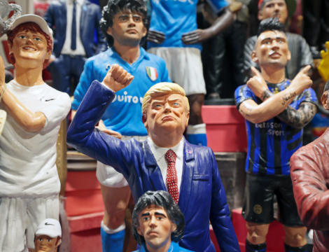 Pourquoi les décisions économiques de Donald Trump feraient grimper le prix d’achat des médicaments