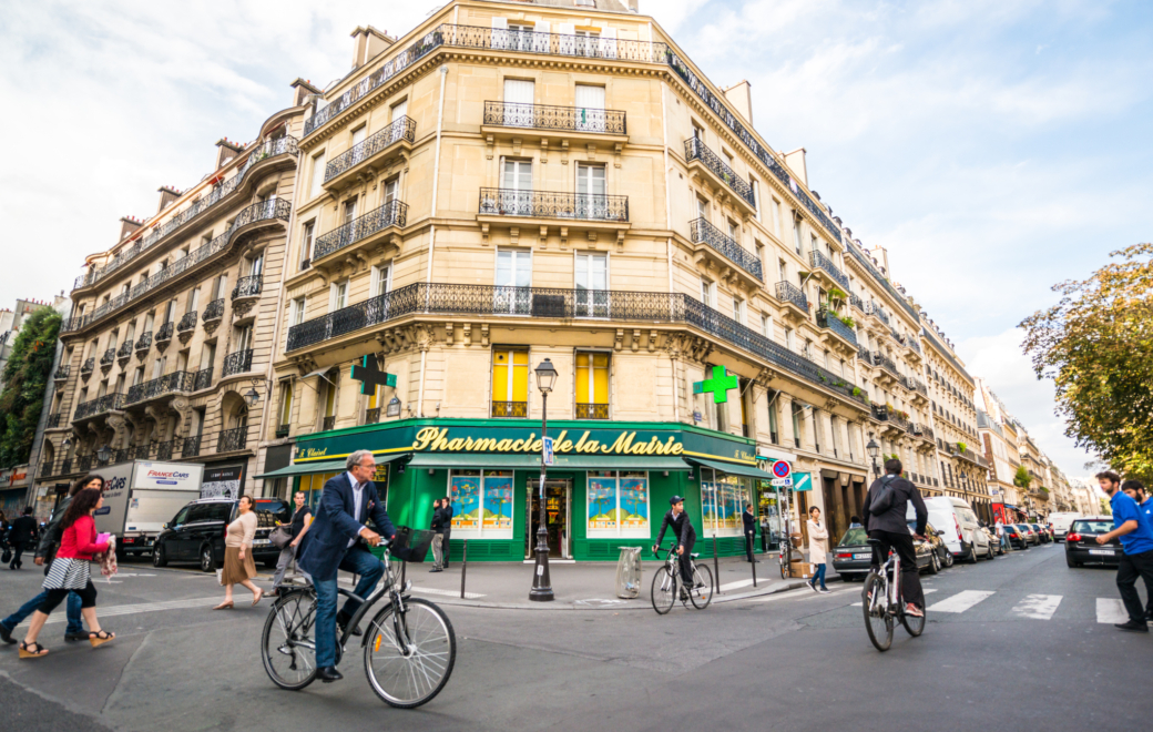 La Cour des comptes revoit l’installation des officines