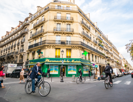 La Cour des comptes revoit l&rsquo;installation des officines