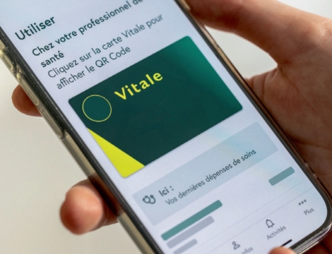 Application carte Vitale : entre promesse d’efficacité et obstacles techniques