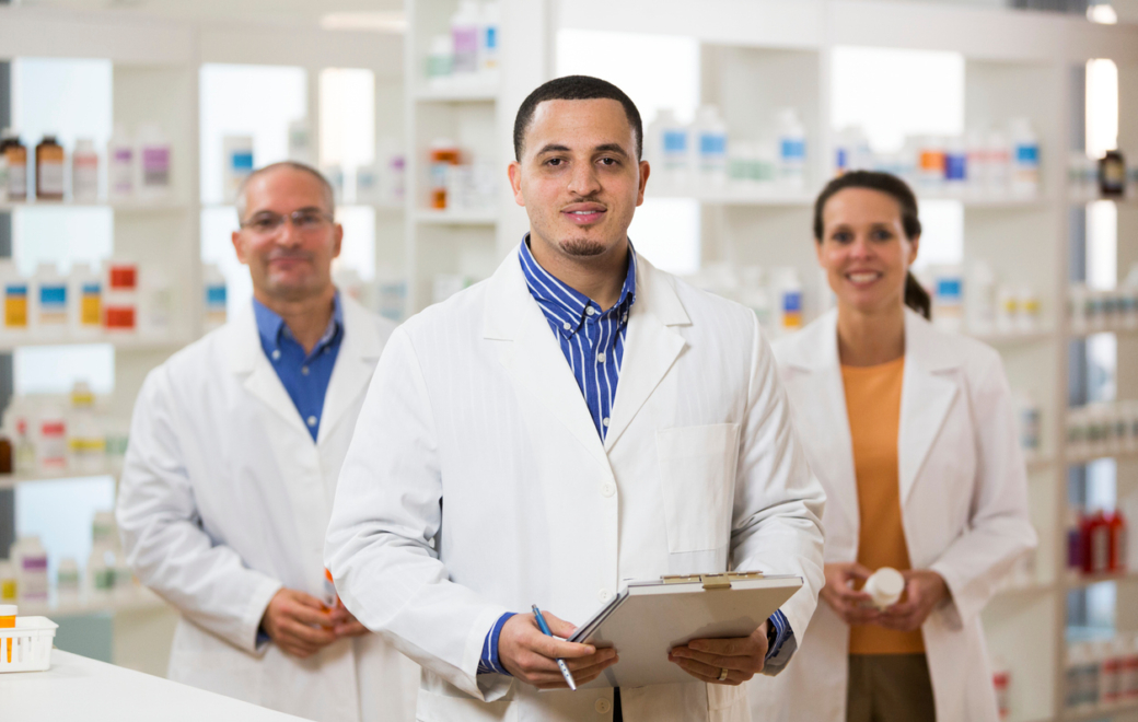 Pharmaciens en hausse, officines en retrait : la métamorphose silencieuse du réseau officinal