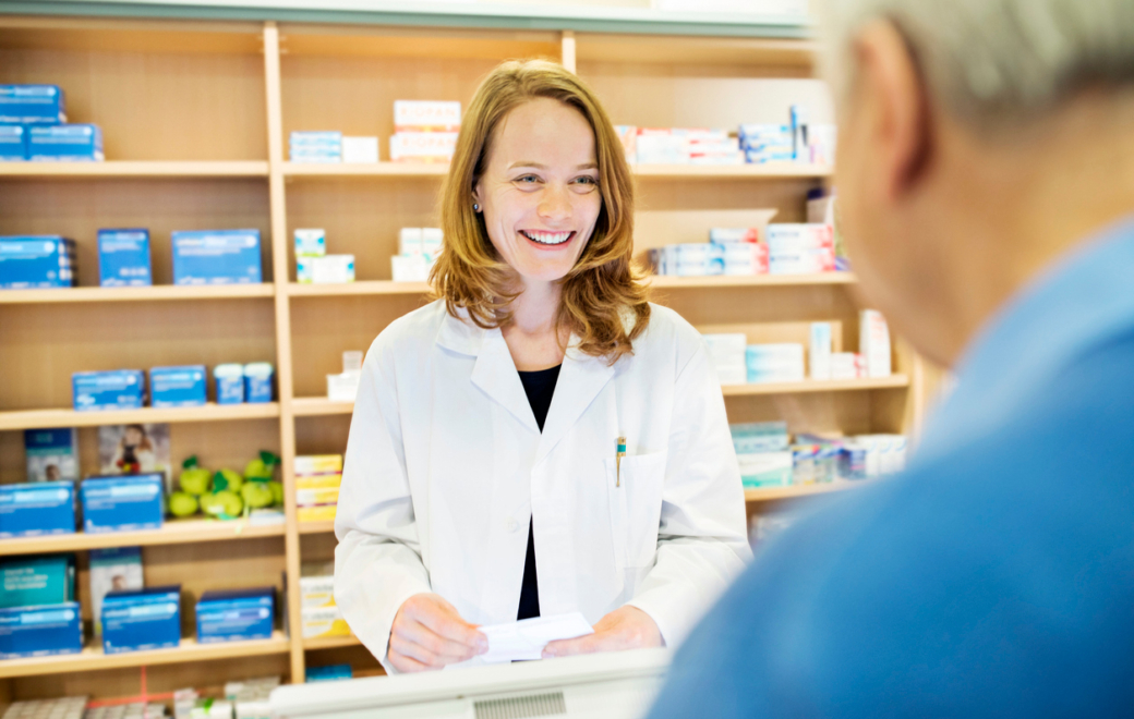 Carbone, transport, principes actifs : les 10 chiffres clés pour comprendre l’empreinte climatique du médicament