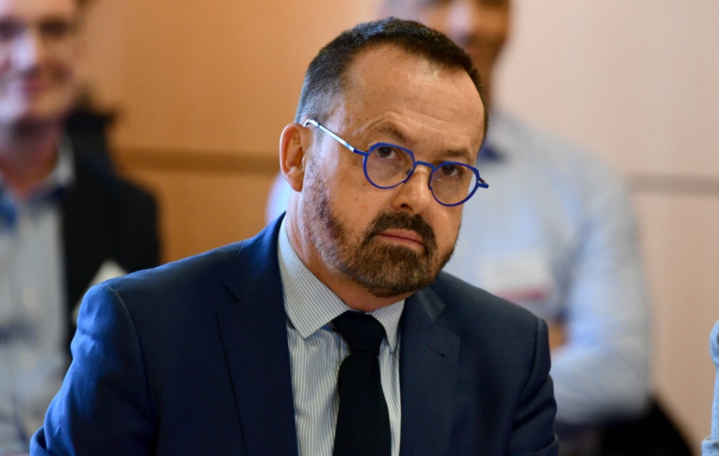 « La santé a un coût » : Neuder défend la hausse des franchises médicales