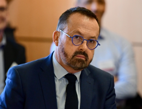 « La santé a un coût » : Neuder défend la hausse des franchises médicales