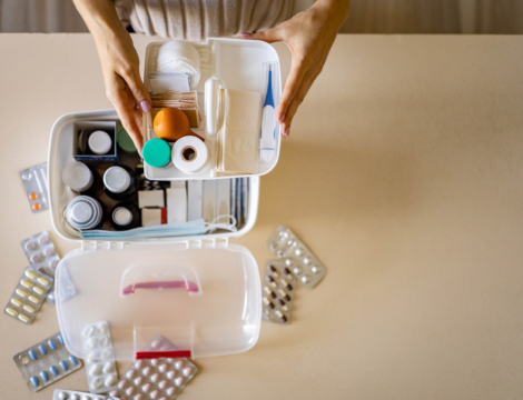 À quelle échéance les MNU seront-ils réinjectés dans le circuit officinal ?