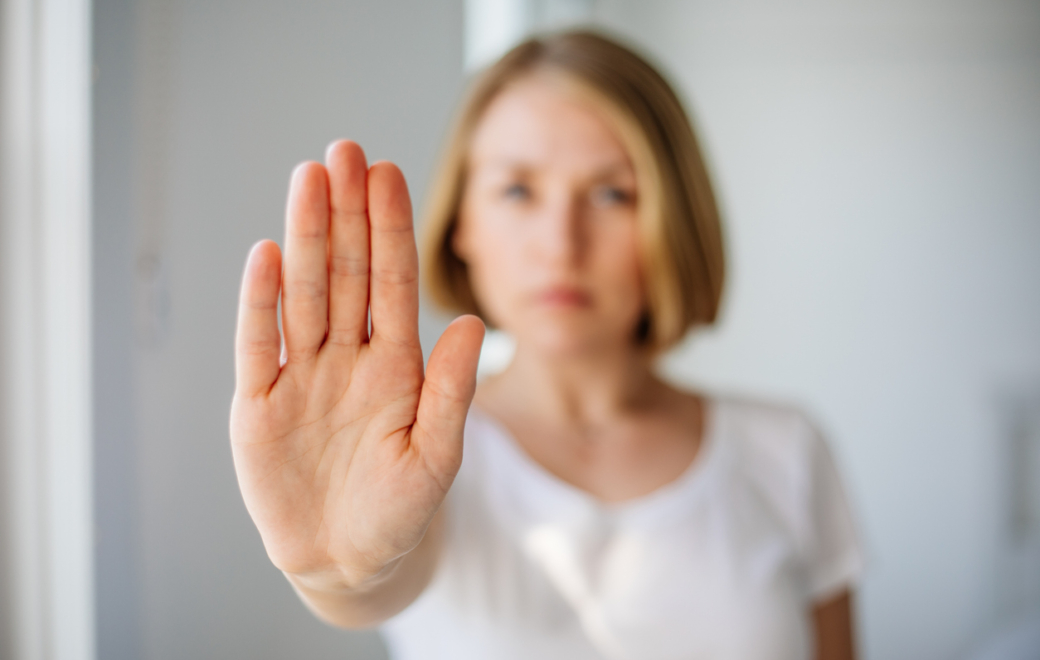 Violences contre les soignants : la nouvelle loi protège aussi les officinaux
