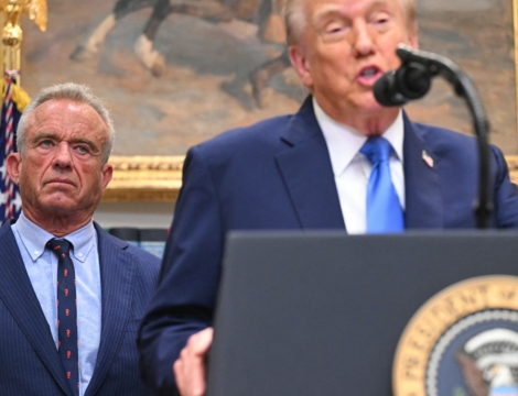 Paracétamol et autisme : le retour de l’ultracrépidarianisme de Trump