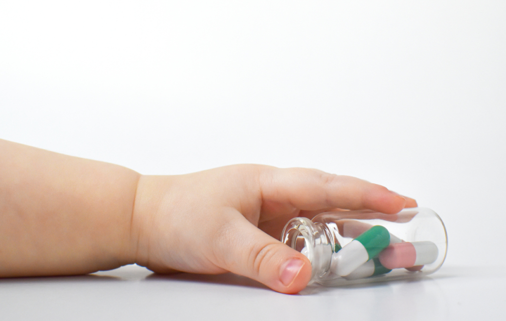 Intoxications chez l’enfant : médicaments et cannabis impliqués dans les cas graves