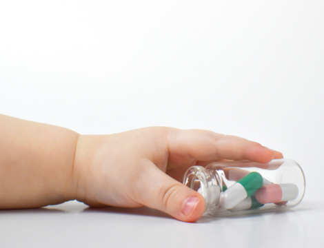 Intoxications chez l’enfant : médicaments et cannabis impliqués dans les cas graves