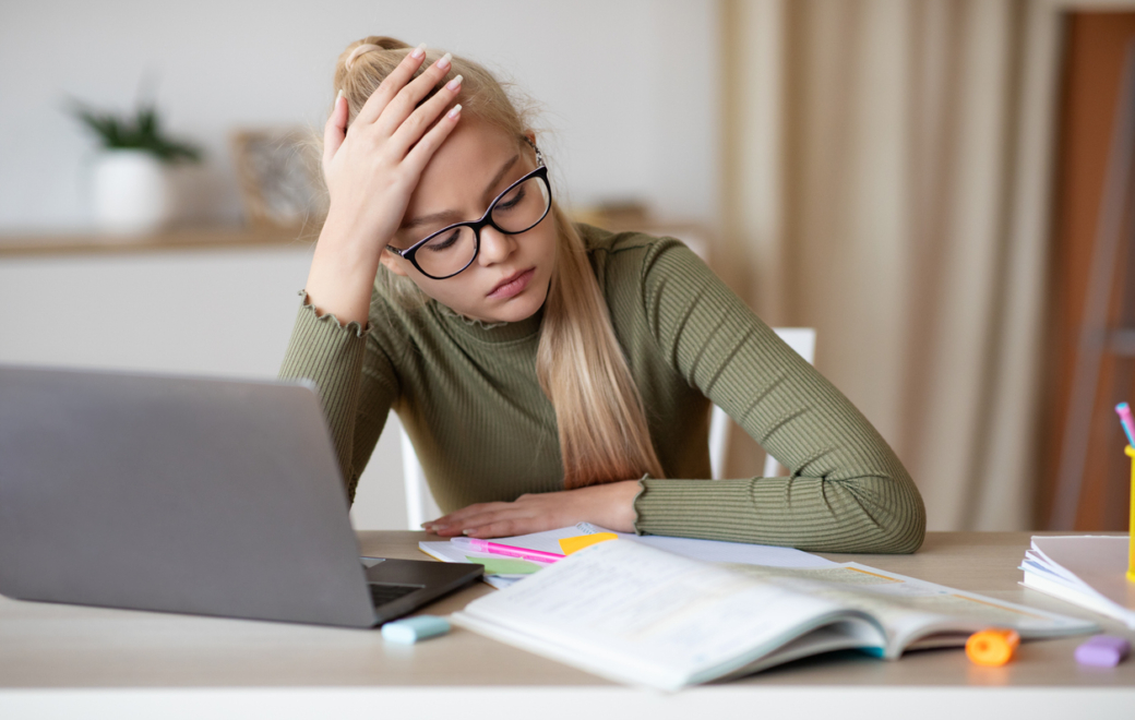 Rentrée 2025 : un étudiant en pharmacie doit débourser jusqu’à 3 791 €