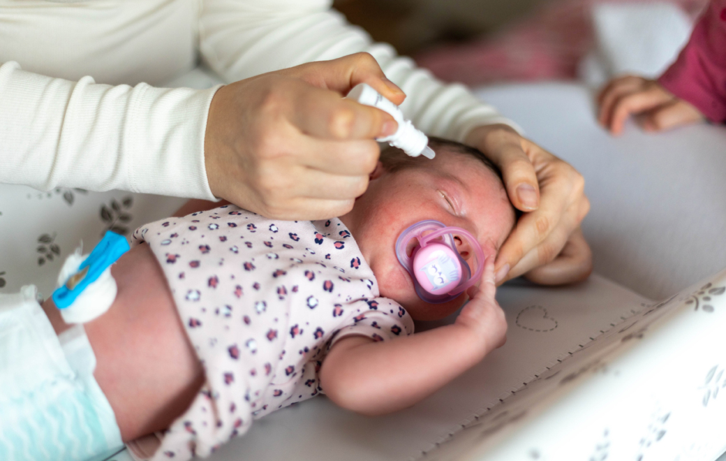 Fin d’Atropine 0,3 % : l’ANSM recommande la prudence avec le dosage à 0,5 %
