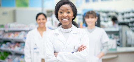 Faut-il réformer l’accès aux études de pharmacie pour augmenter les effectifs de pharmaciens ?