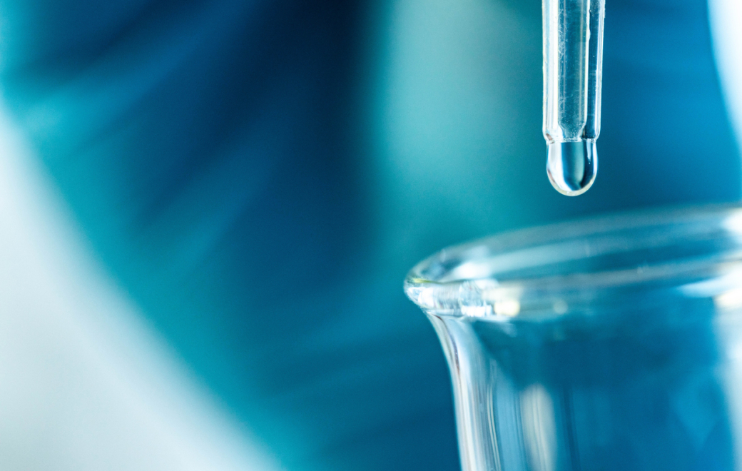 Sérums capillaires, solaires, buccodentaires : essor fulgurant en pharmacie