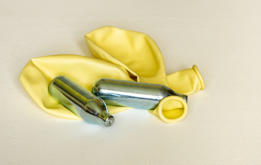 Protoxyde d&rsquo;azote : impliquer les pharmaciens dans le repérage des signes de consommation