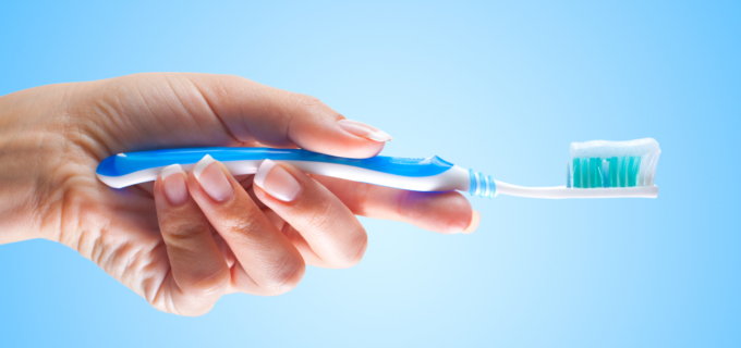 L’utilisation d’un dentifrice à base de fluor peut-elle être nocive ?